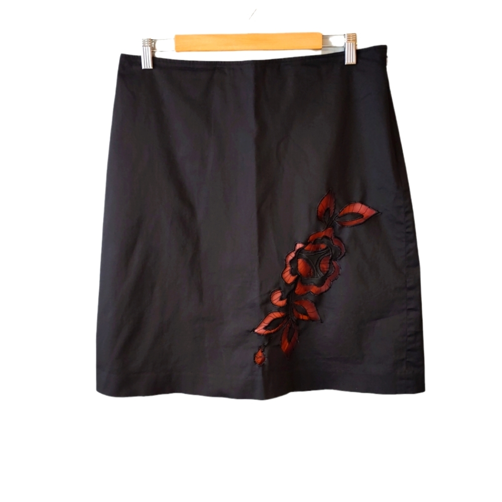 RW & CO Black Skirt with Flower Cutout Size 12